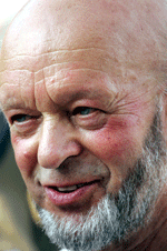 eavis2.gif