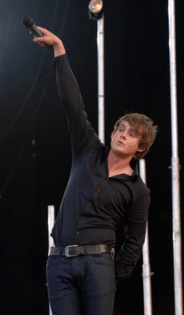 tom_chaplin_keane.gif
